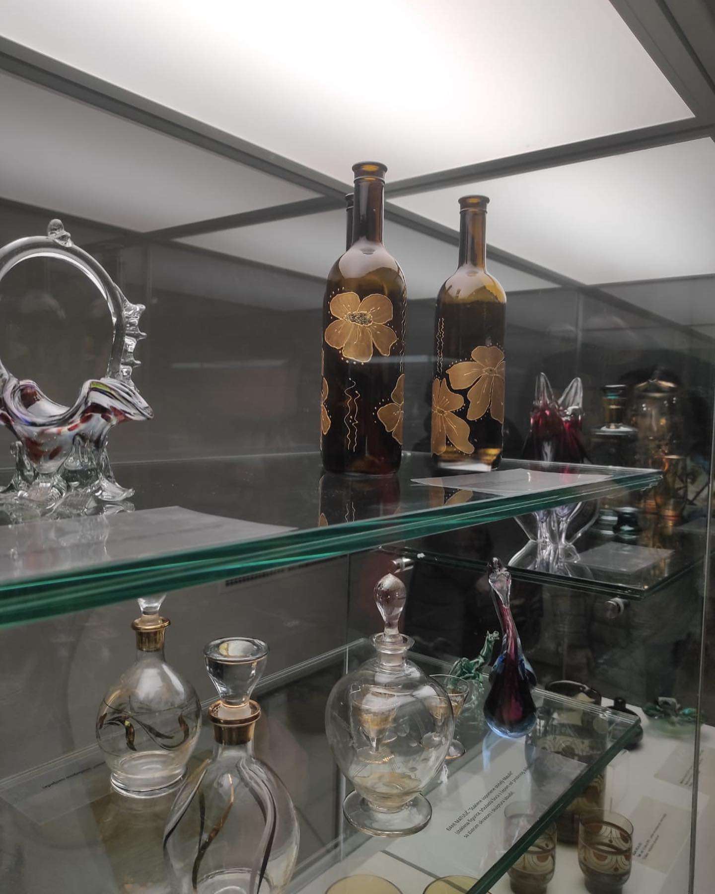 Exhibition "Zadar voli staklo"