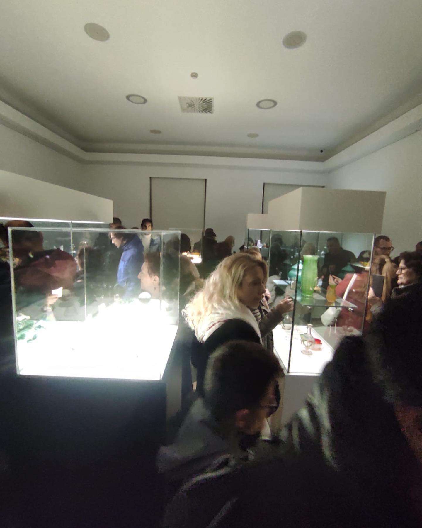 Exhibition "Zadar voli staklo"