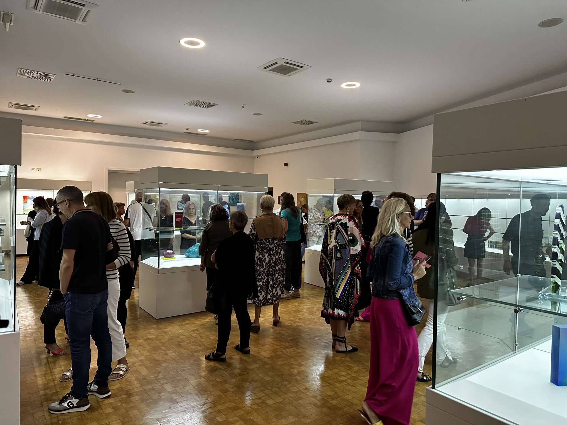 Opening of the "Connected by Glass" exhibition of the group exhibition of Hungarian glass artists