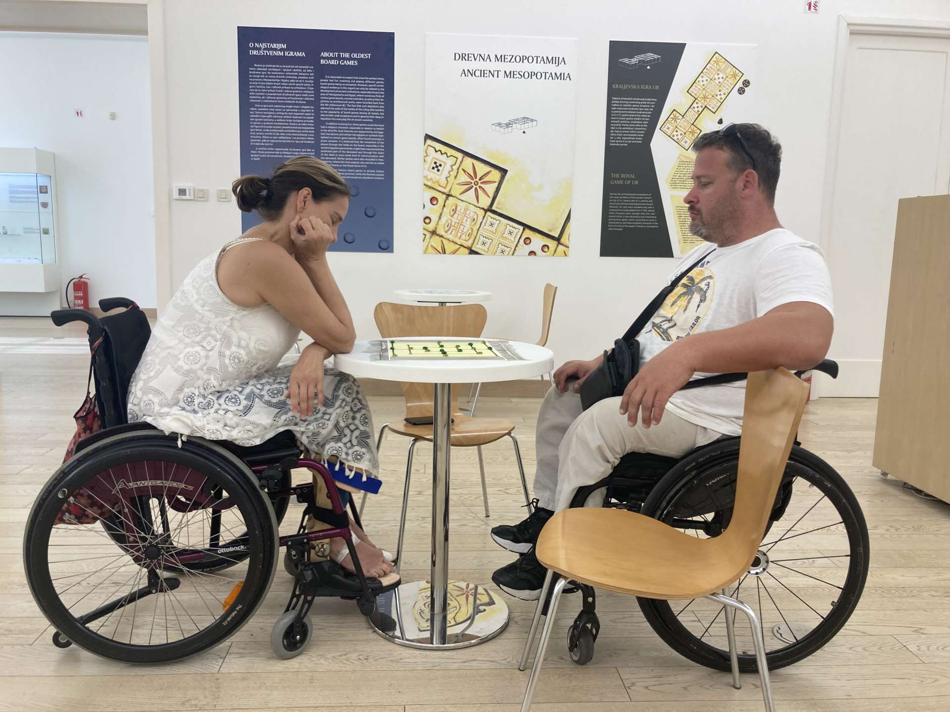 Visit of the members of the Association of the Physically Disabled of Zadar County to the Museum of Ancient Glass in Zadar