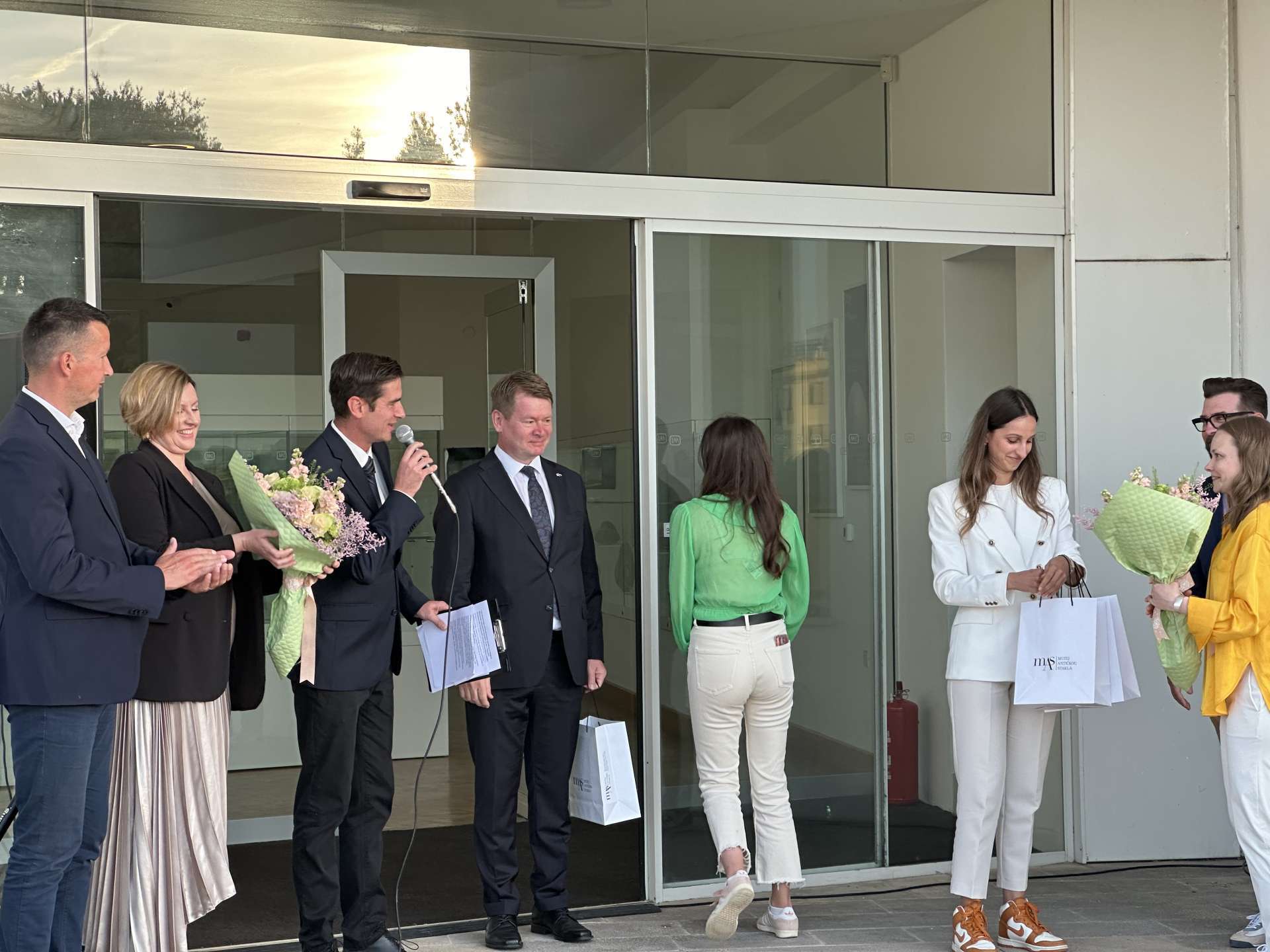 Celebration of the Day of the Museum of Ancient Glass and the opening of the exhibition "Narrative reflections / Inspiration from Finland"