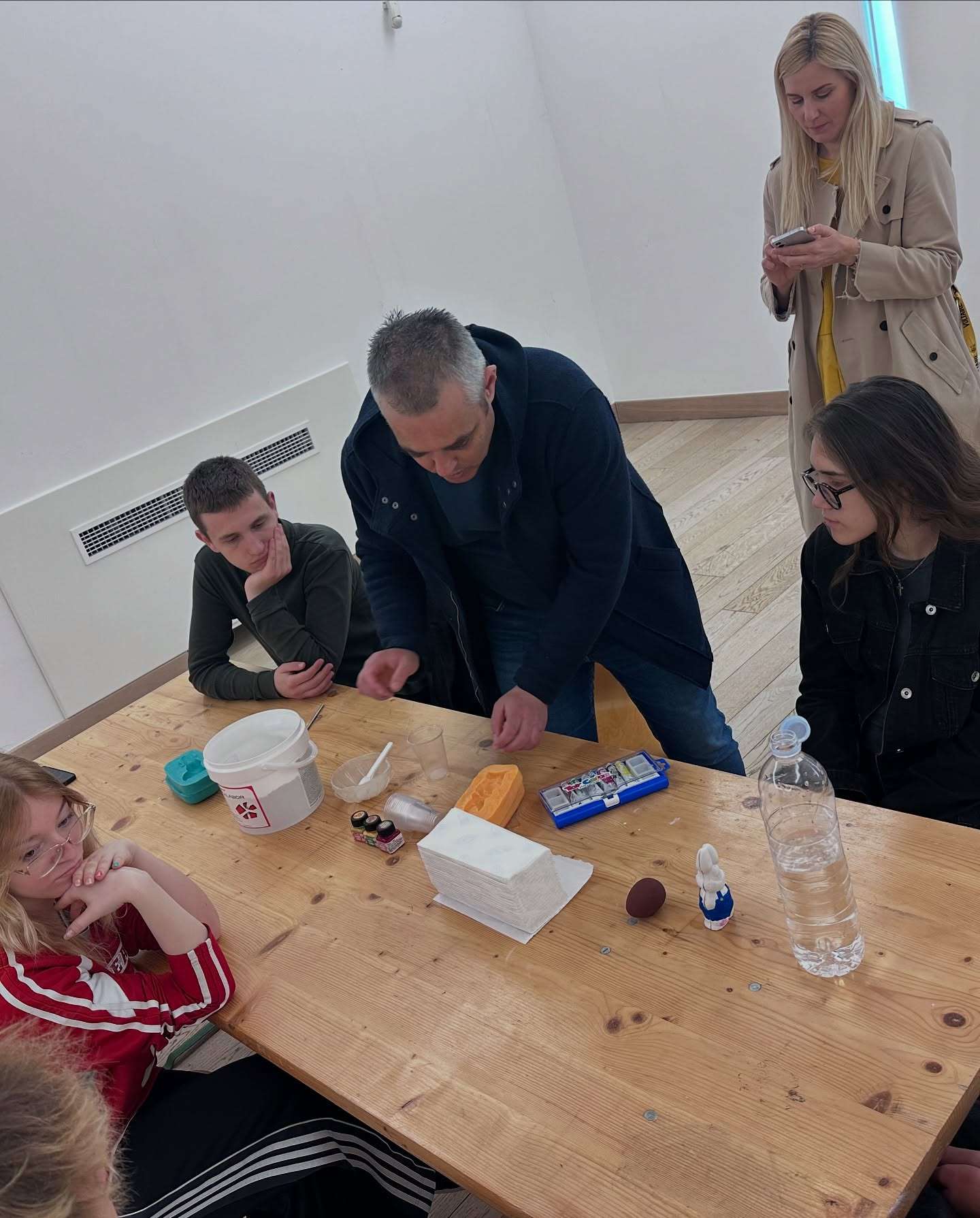 Easter conservation and restoration workshop at MAS