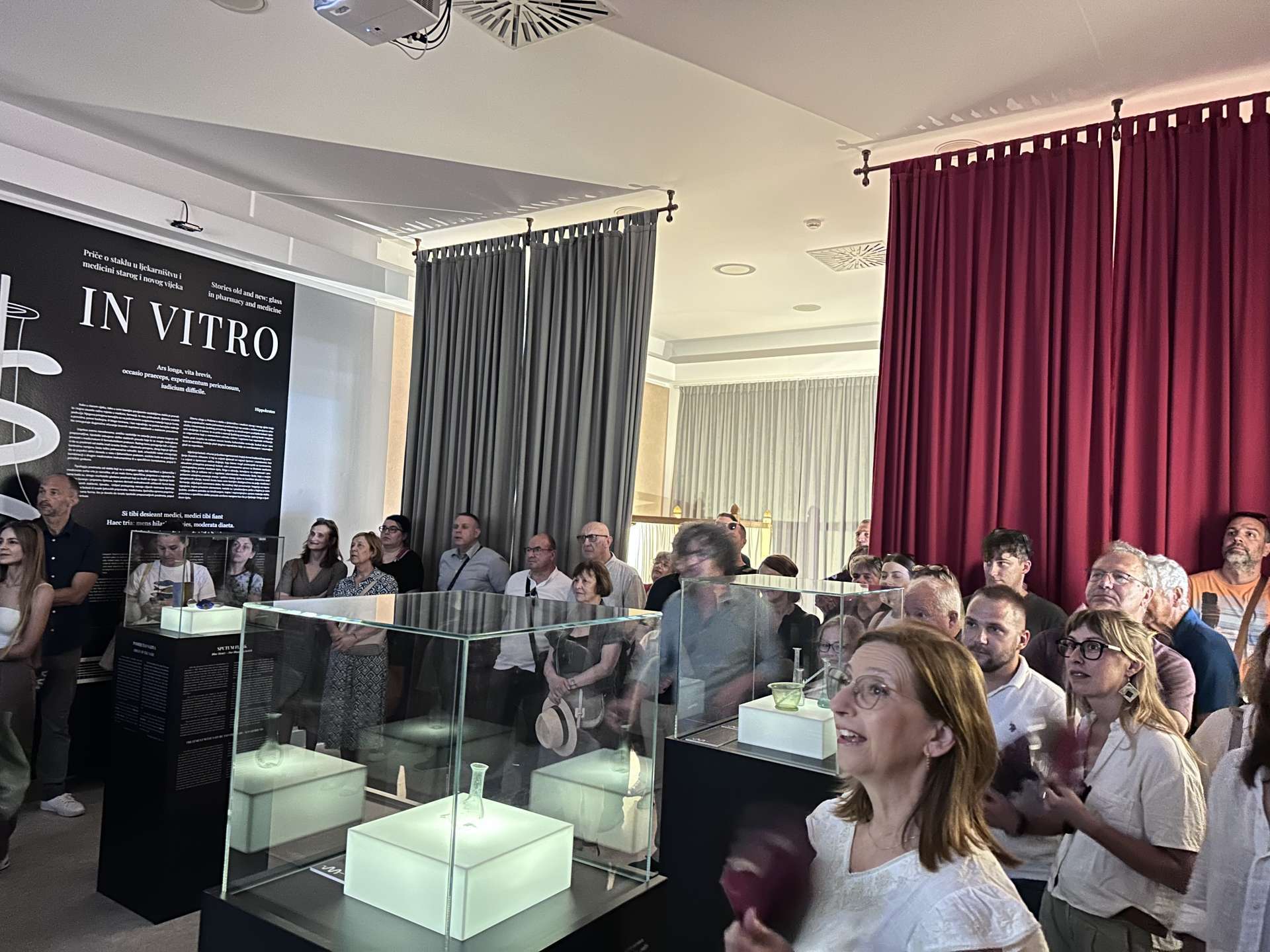 Otvorenje izložbe "IN VITRO: Priče o staklu u ljekarništvu i medicini starog i novog vijeka"