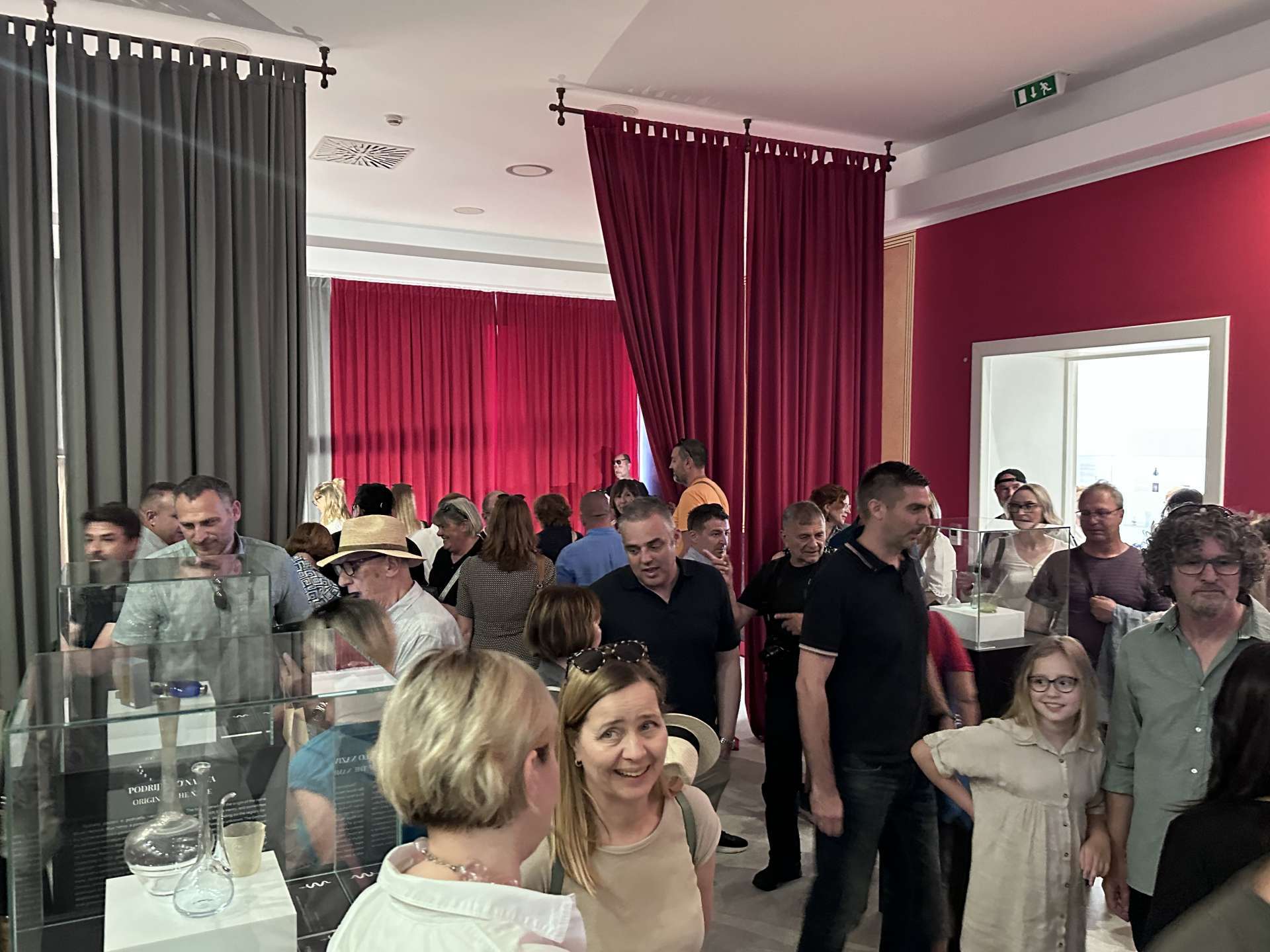 Otvorenje izložbe "IN VITRO: Priče o staklu u ljekarništvu i medicini starog i novog vijeka"